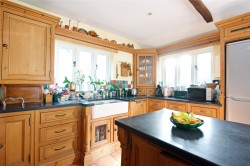 Images for High Street, Great Doddington, NN29