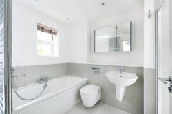 Images for Larbourne Park Road, Flore, NN7