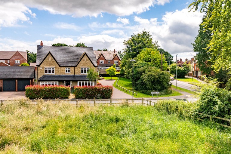 Images for Larbourne Park Road, Flore, NN7