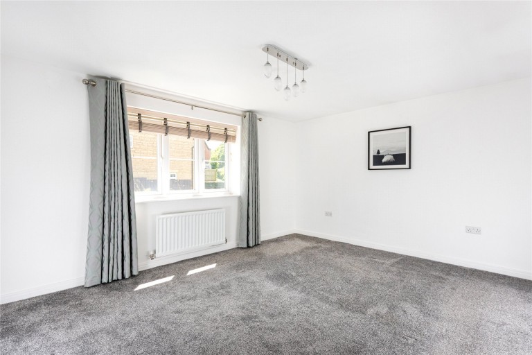 Images for Larbourne Park Road, Flore, NN7