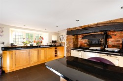 Images for High Street, Kislingbury, NN7