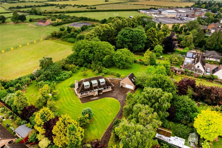 Images for Finedon Road, Irthlingborough, NN9