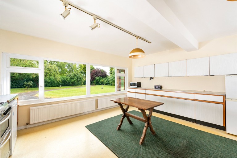 Images for Finedon Road, Irthlingborough, NN9