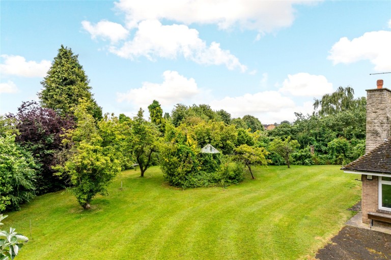 Images for Finedon Road, Irthlingborough, NN9