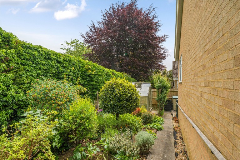Images for Spring Lane, Flore, NN7