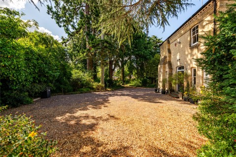 Click the photo for more details of The Avenue, Dallington, NN5