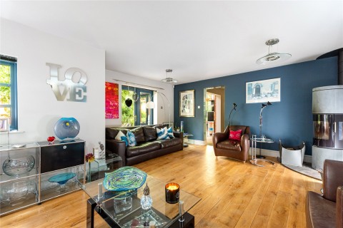 Click the photo for more details of Welford Road, Spratton, NN6