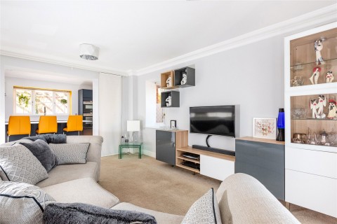 Click the photo for more details of Glebe Farm Close, Collingtree, NN4