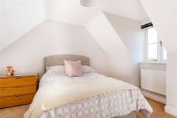 Images for Glebe Farm Close, Collingtree, NN4