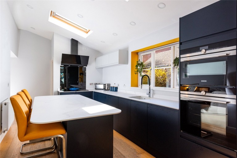 Images for Glebe Farm Close, Collingtree, NN4