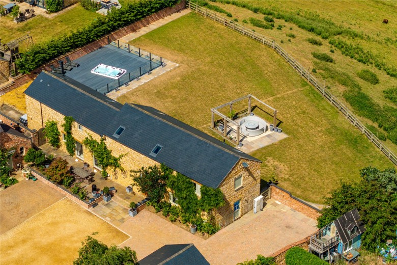 Click the photo for more details of Main Street, Orton, NN14