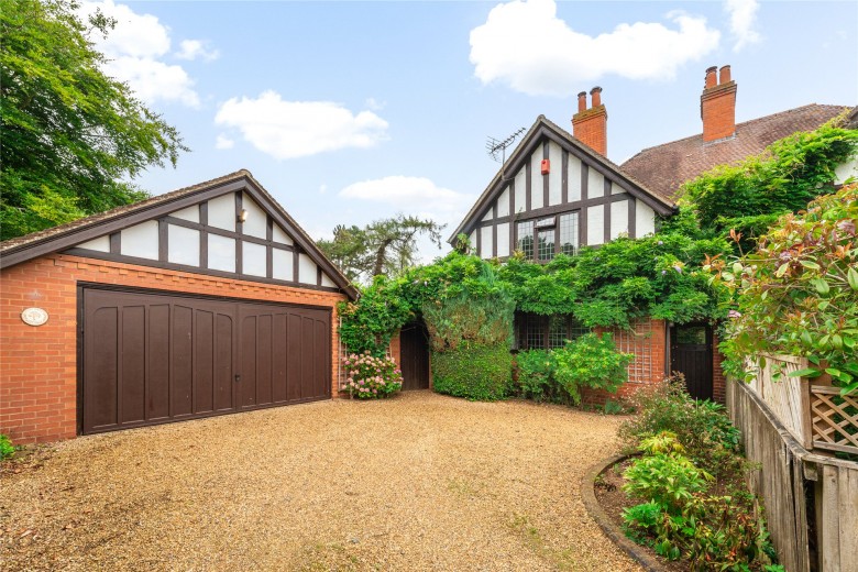 Click the photo for more details of Grange Lane, Pitsford, NN6