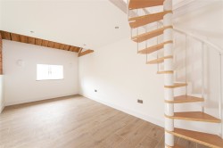 Images for Great Hall Barns, Sandhill Close, MK45