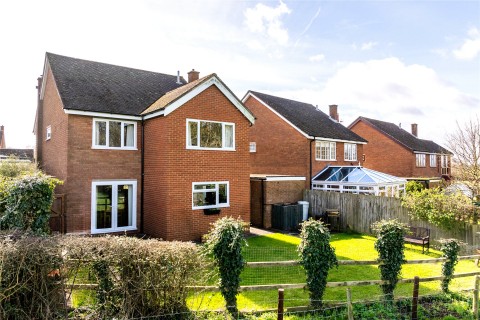 Click the photo for more details of West Furlong, Padbury, MK18