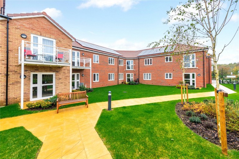 View Full Details for Barnsdale Drive, Westcroft, MK4