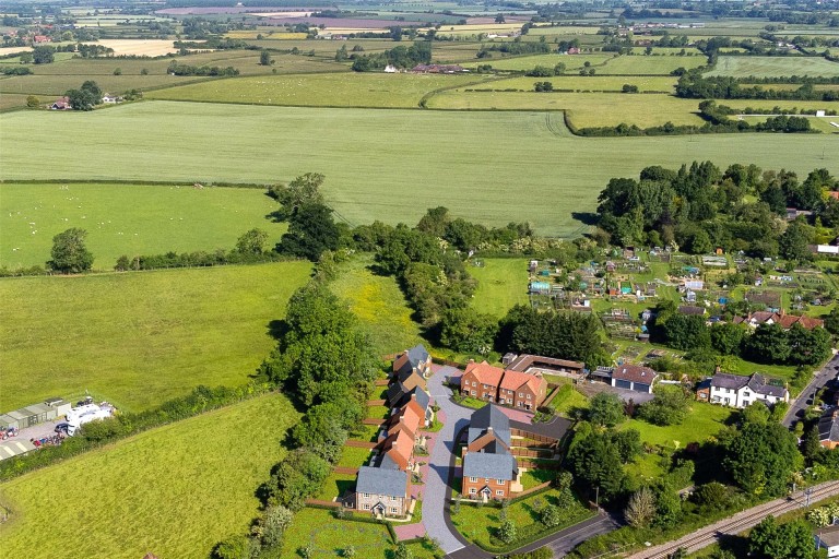 Images for Marsh Road, Little Kimble, HP22