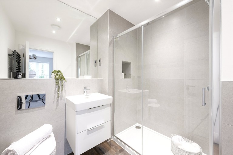 Images for New Road, Dinton, HP17
