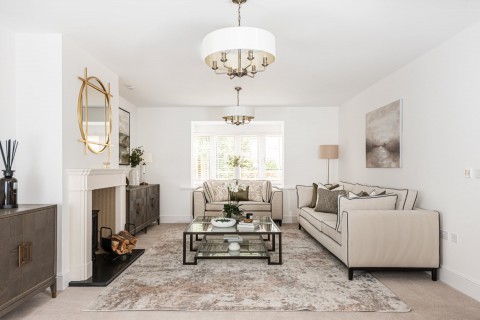 Click the photo for more details of New Road, Dinton, HP17