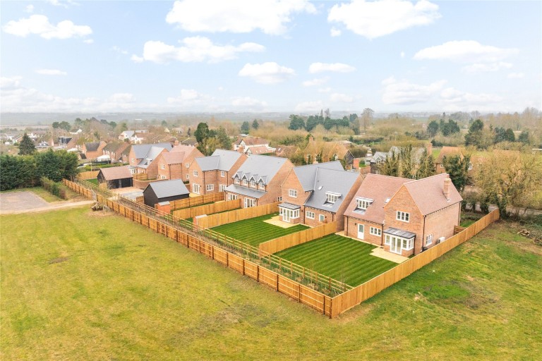 Images for New Road, Dinton, HP17