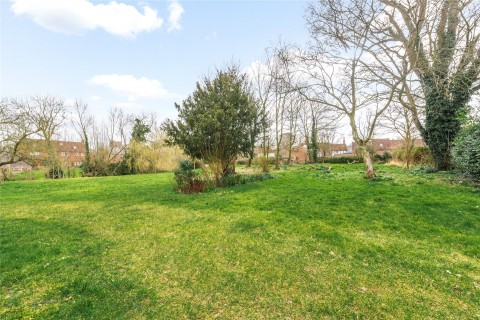 Click the photo for more details of Weston Road, Lewknor, OX49