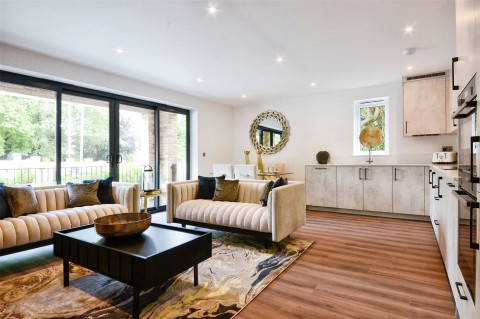 Click the photo for more details of Joinery Close, Park Street, HP27