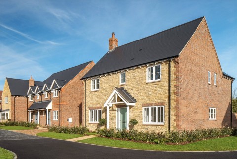 Click the photo for more details of New Road, Dinton, HP17