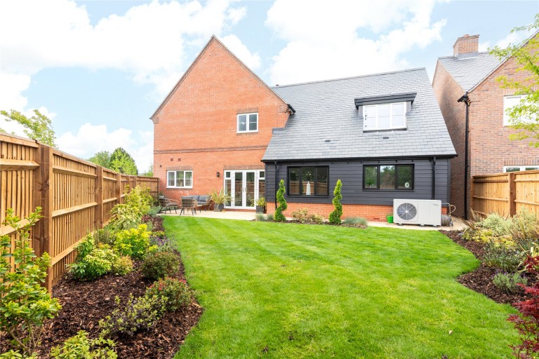 Images for Bonnett Close, Little Kimble, HP17