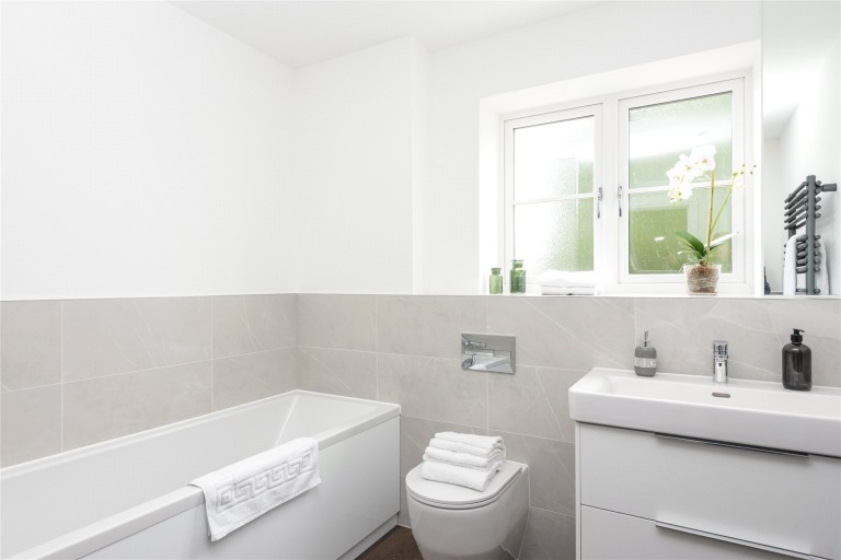 Images for Bonnett Close, Little Kimble, HP17