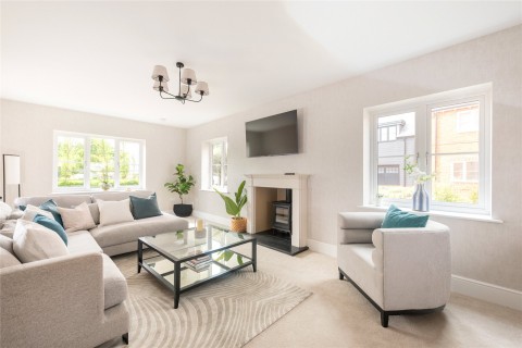 Click the photo for more details of Bonnett Close, Little Kimble, HP17