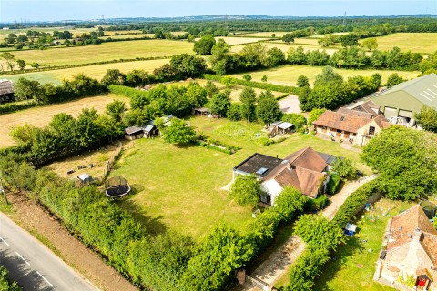 Click the photo for more details of Worminghall Road, Oakley, HP18