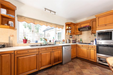 Click the photo for more details of Gun Lane, Sherington, MK16