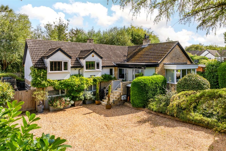 Click the photo for more details of Clifton Road, Newton Blossomville, MK43