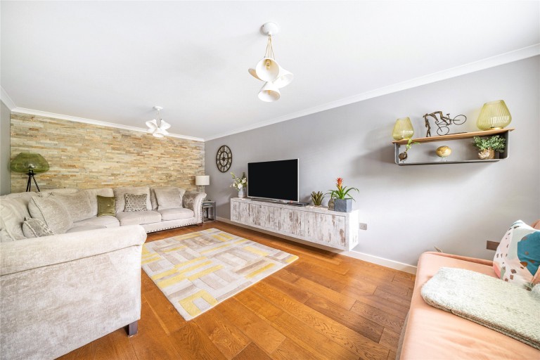 Images for Wagstaff Way, Olney, MK46