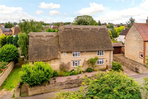 Click the photo for more details of Easton Lane, Bozeat, NN29