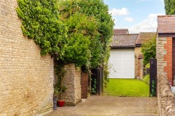 Images for Easton Lane, Bozeat, NN29