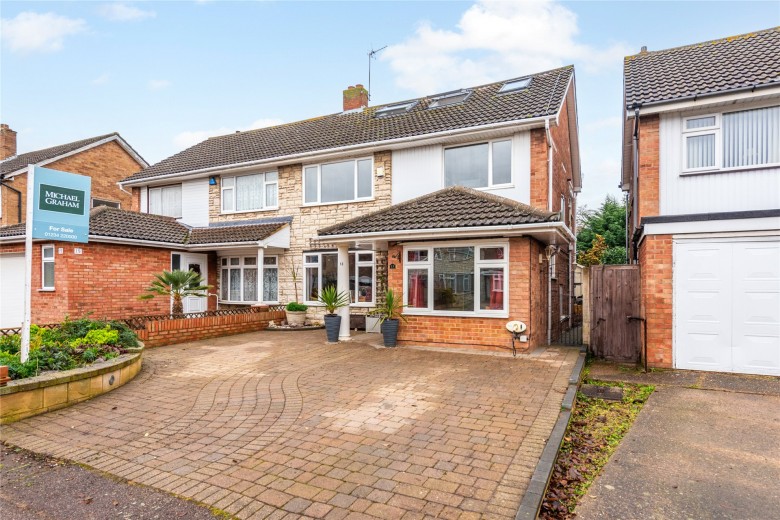 Click the photo for more details of Tiverton Road, Bedford, MK40