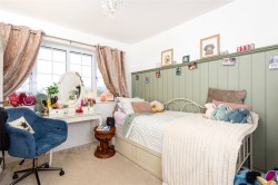 Images for York Avenue, Cogenhoe, NN7