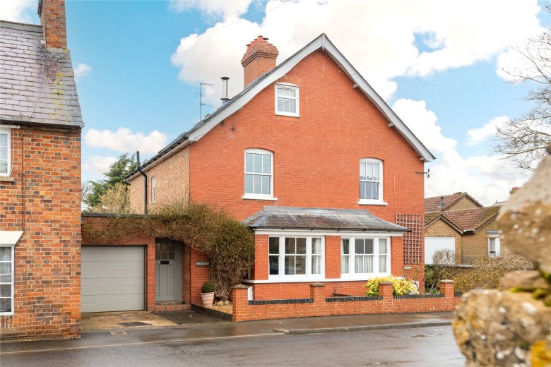 Click the photo for more details of May Road, Turvey, MK43
