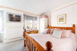 Images for High Street, Harrold, MK43