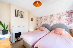 Images for High Street, Harrold, MK43