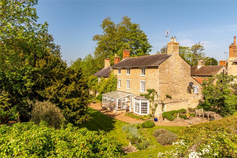 Click the photo for more details of Church Walk, Harrold, MK43