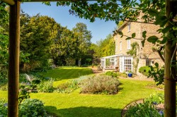 Images for Church Walk, Harrold, MK43