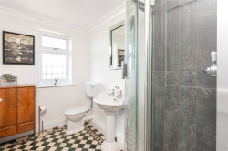 Images for Alma Farm Road, Toddington, LU5
