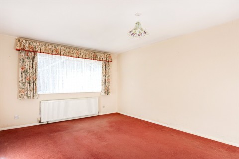 Click the photo for more details of St. Marys Road, Bozeat, NN29
