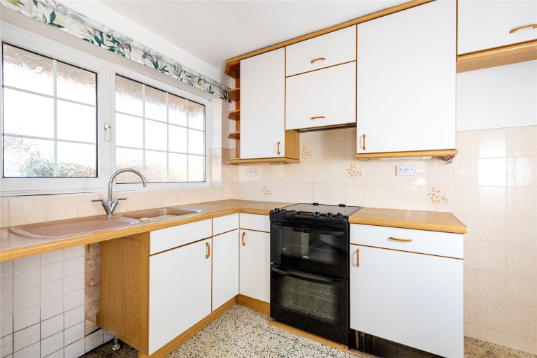 Images for St. Marys Road, Bozeat, NN29