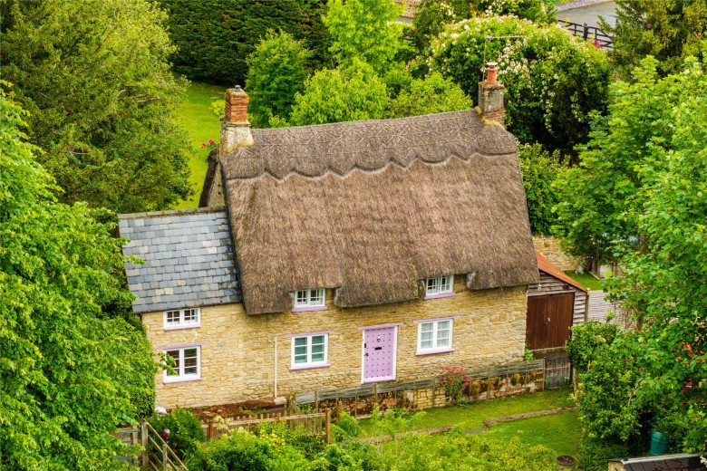 Click the photo for more details of Dag Lane, Stoke Goldington, MK16
