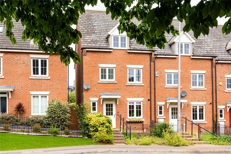 Click the photo for more details of Flaxlands Row, Olney, MK46