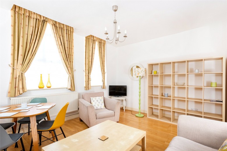 Click the photo for more details of Wellingborough Road, Olney, MK46