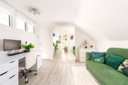 Images for High Street, Harrold, MK43