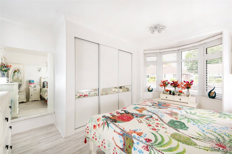 Images for High Street, Harrold, MK43